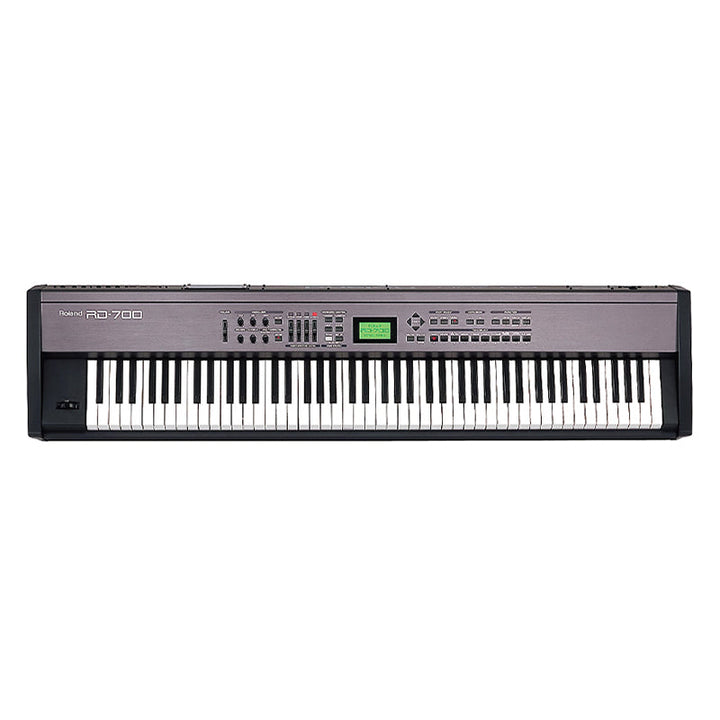 ROLAND RD-700 Digital Stage Piano 88-Key Usato